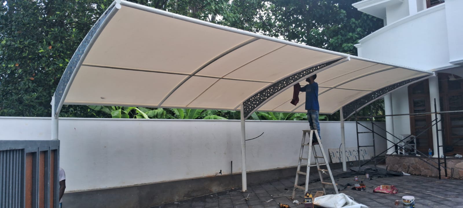 Tensile carporch