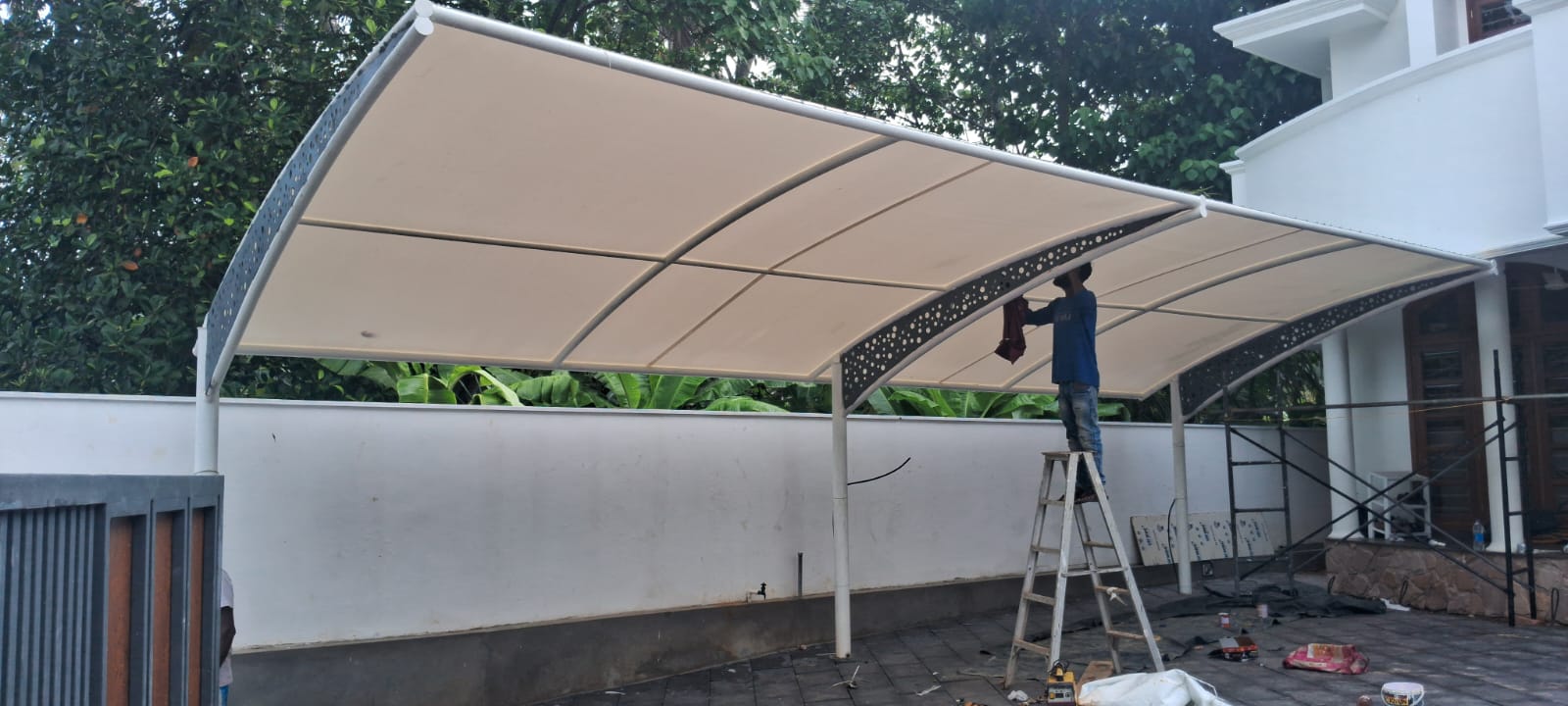 Tensile carporch